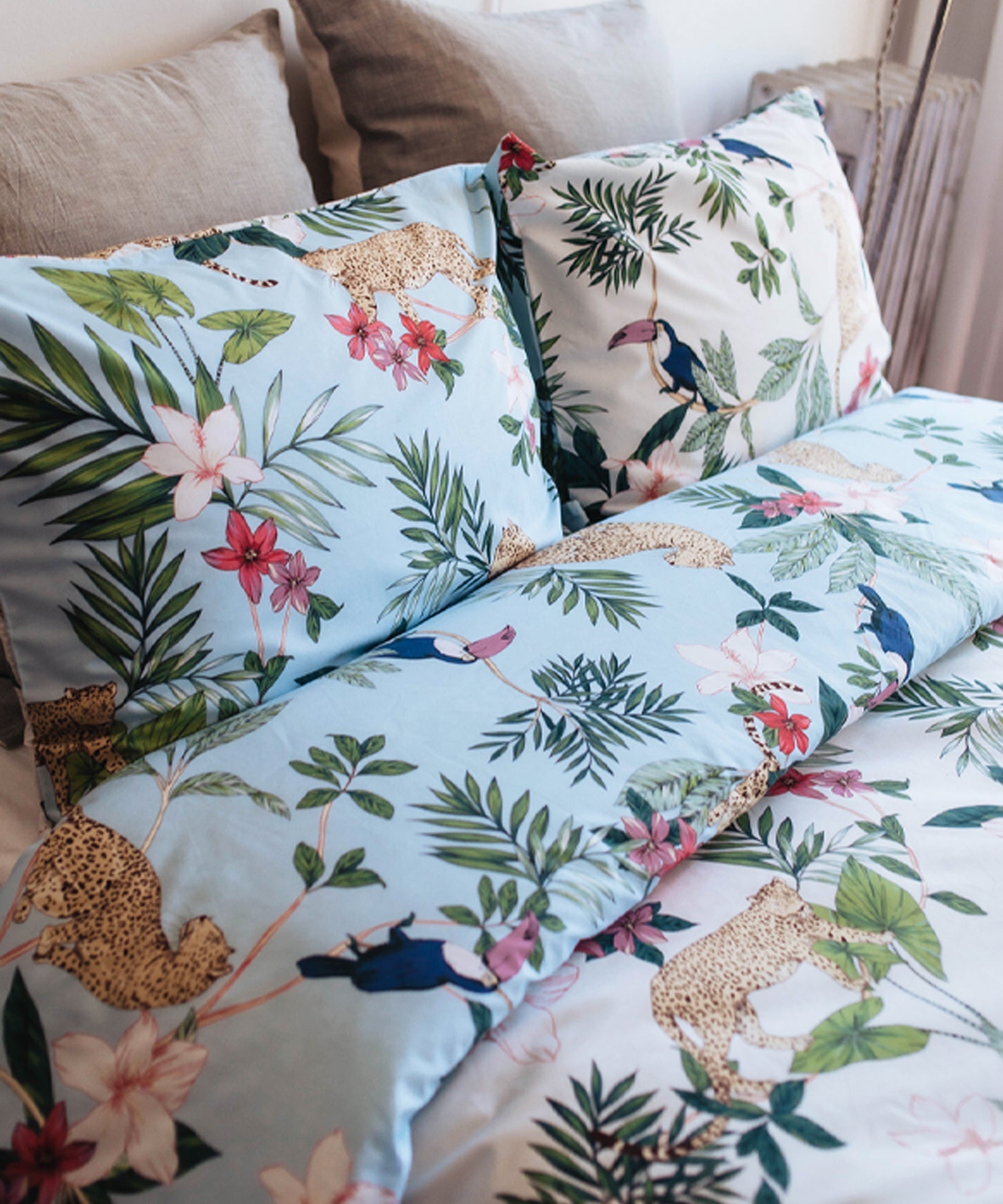 Animal Kingdom Reversible Comforter Set